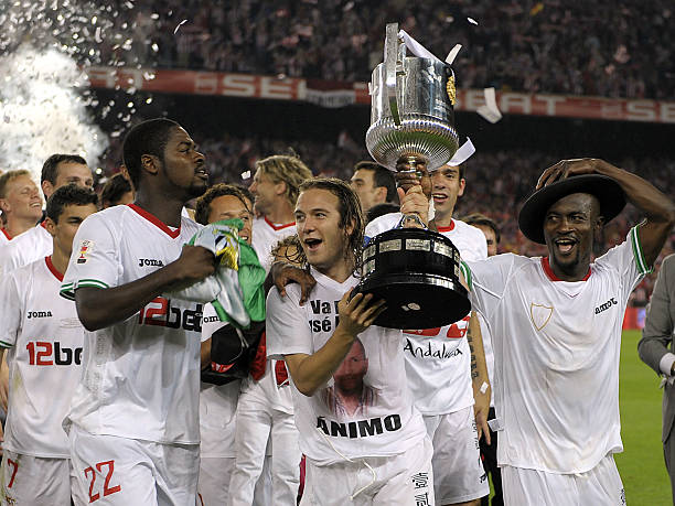 众多观众的 众多观众的